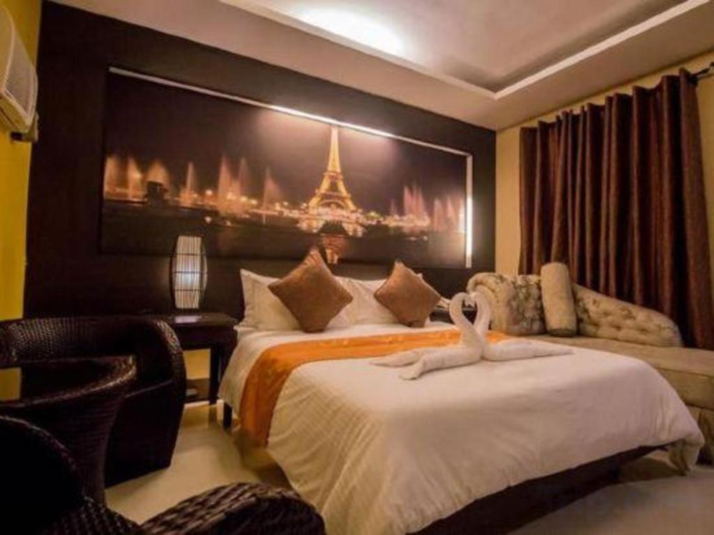 The Red Palm Suites And Restaurant Butuan City Εξωτερικό φωτογραφία